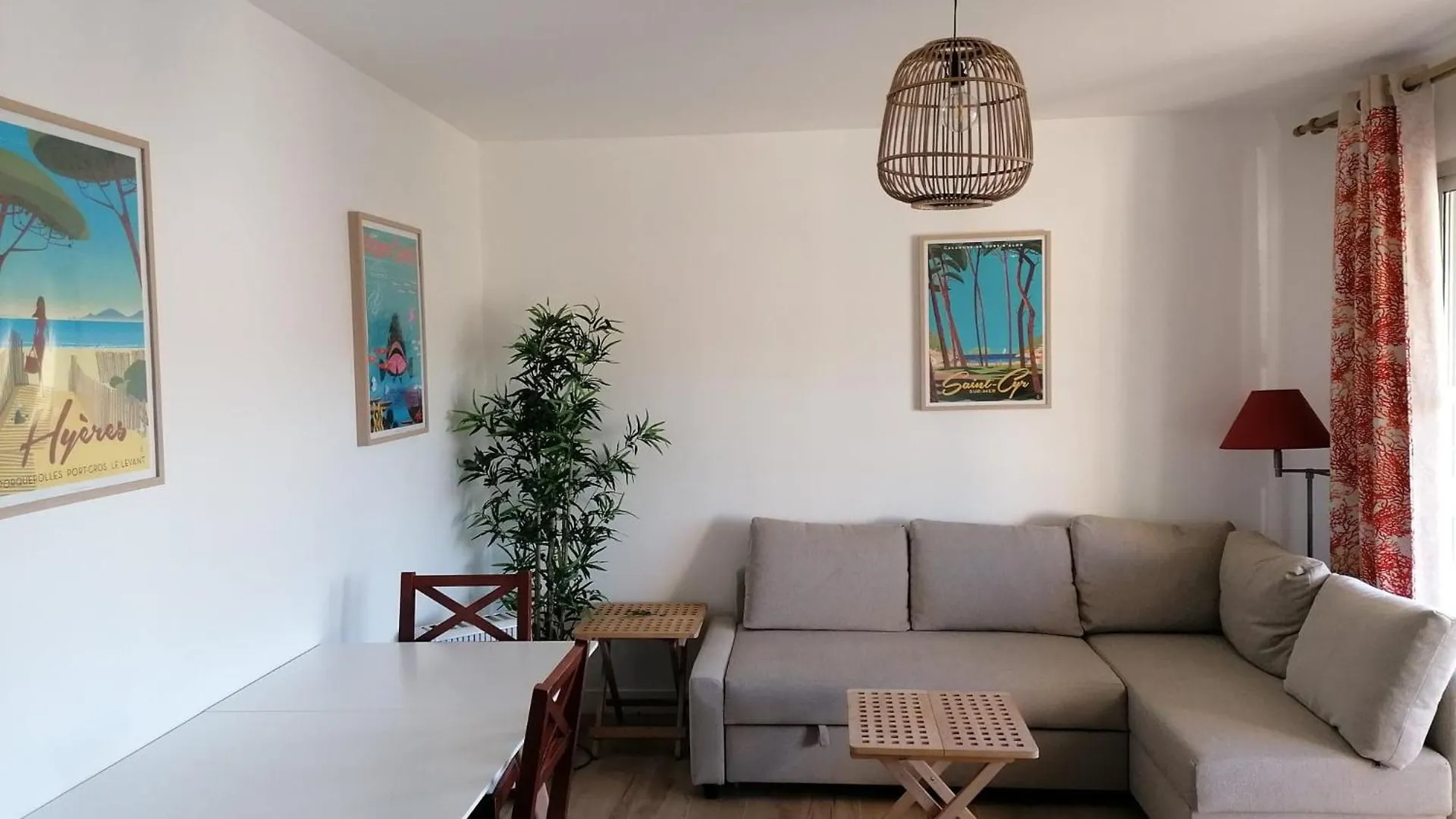Apartment Idealement Place ,Tout A Pied ,Parking Six-Fours-les-Plages